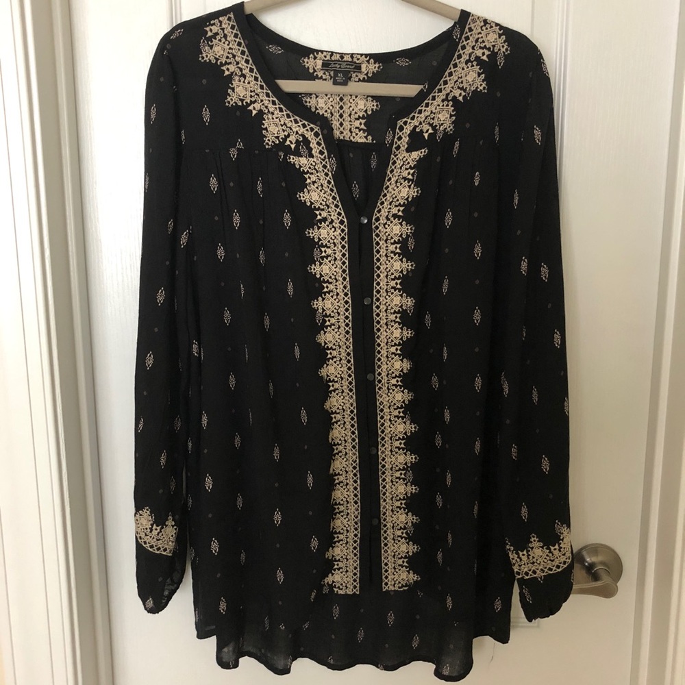 Black Flowy Top